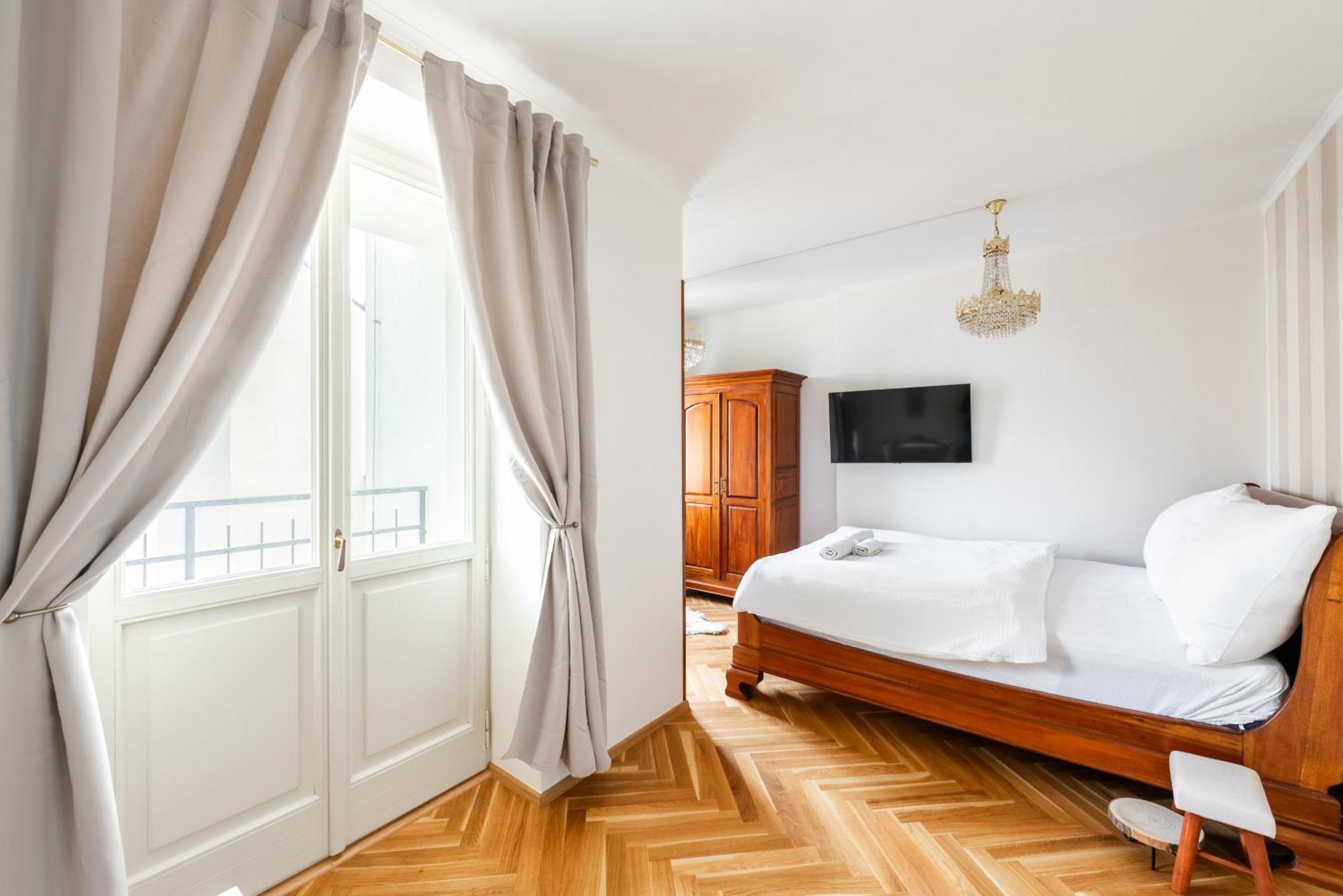 Apartament Little Chateau Praga